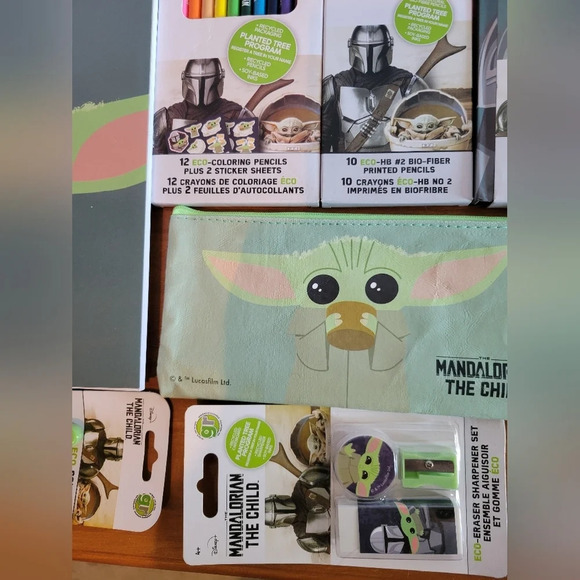 NWT Mandalorian  Notebooks,pencil crayons, pencils, scissors, erasers, sharpener - Picture 8 of 10